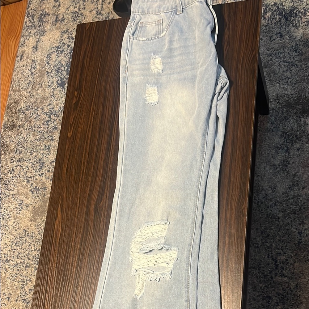 Light Blue Distressed Women's Jeans NWT